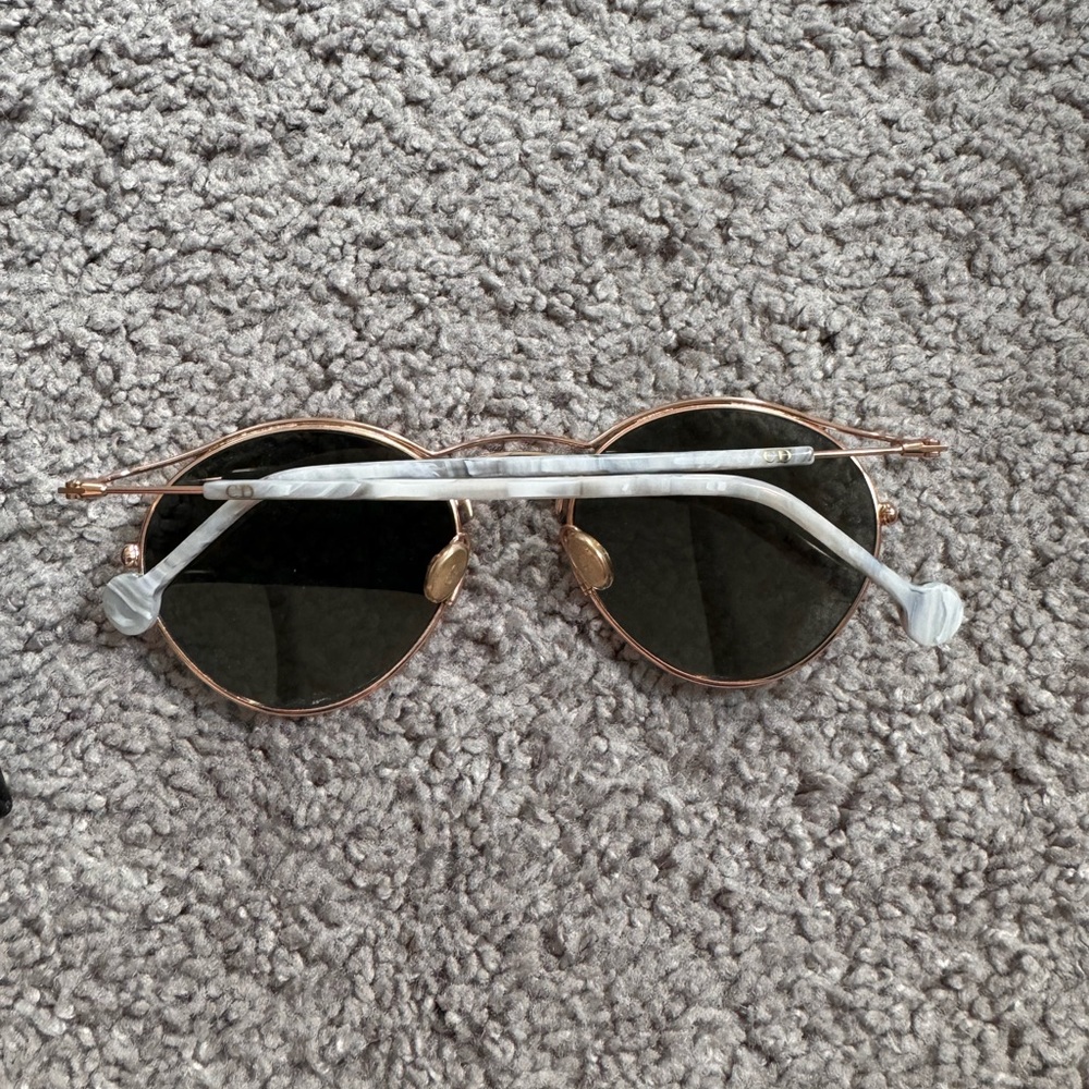 DIOR sunglasses - Picture 2 of 3